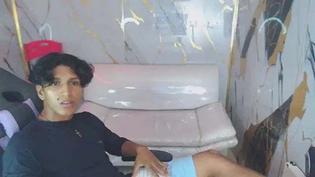 bull cam online show from November 2, 2025, 4:34 pm