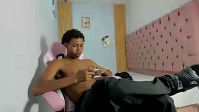 Jax Maliq online show from October 25, 2025, 2:11 am