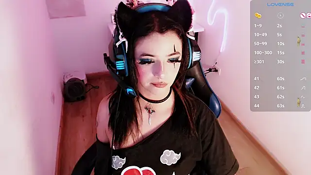 Lunyhose online show from March 3, 2026, 9:00 pm