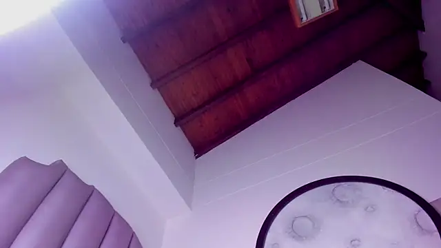 honny 23 online show from April 16, 2026, 9:39 pm