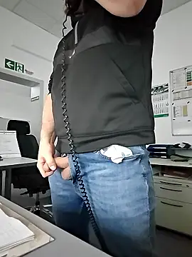 Snapshot of stunning_stallion chatting on February 22, 2026, 3:24 pm stunning stallion online show from February 22, 2026, 3:24 pm