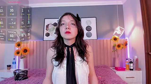 Snapshot of Nina_Ford chatting on February 24, 2026, 2:56 am Nina Ford online show from February 24, 2026, 2:56 am