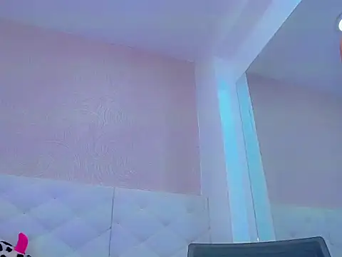 hanna sweett34 online show from October 24, 2025, 5:17 am