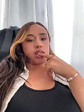 SelenaRojas online show from September 10, 2025, 8:08 pm