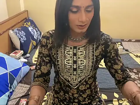 LuvLayla online show from April 20, 2026, 8:54 pm