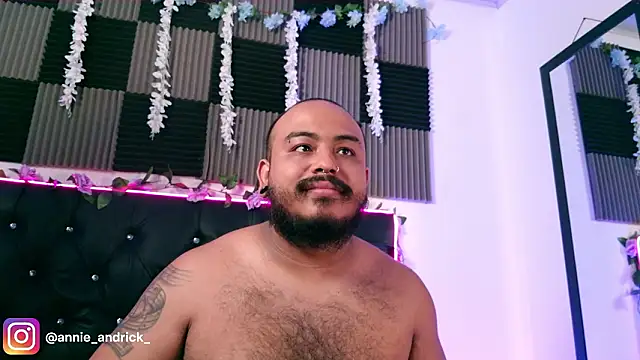  leda swan  online show from March 16, 2026, 1:04 pm