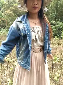 liu-liusexy online show from March 26, 2026, 2:54 am