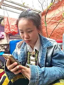 liu-liusexy online show from February 17, 2026, 3:37 am