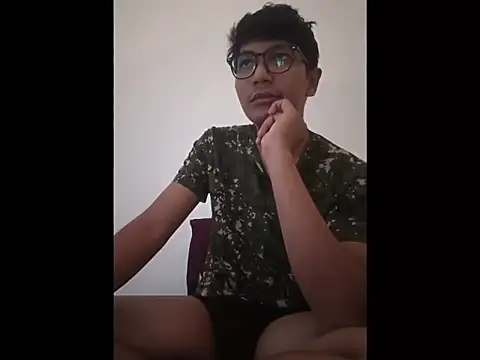nunuhsb28k online show from July 29, 2026, 8:08 pm