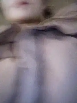 omiu-baby online show from December 17, 2025, 1:43 am