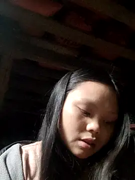 omiu-baby online show from April 2, 2026, 1:46 am