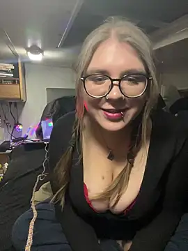 adventuresinsky online show from November 23, 2025, 9:47 pm