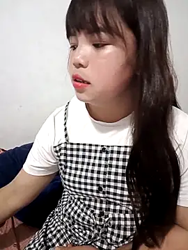 AnHa19 online show from April 23, 2026, 10:33 am