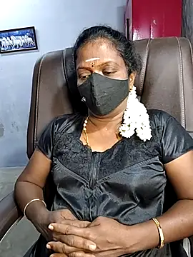 umashreetamil online show from October 14, 2025, 5:19 am