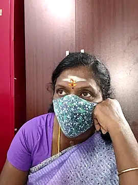 Snapshot of umashreetamil chatting on February 13, 2026, 3:06 am umashreetamil online show from February 13, 2026, 3:06 am