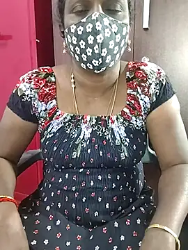 Snapshot of umashreetamil chatting on February 11, 2026, 5:40 am umashreetamil online show from February 11, 2026, 5:40 am