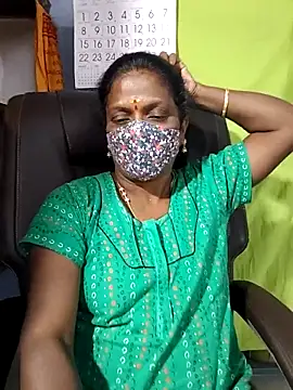 Snapshot of umashreetamil chatting on February 9, 2026, 4:49 pm umashreetamil online show from February 9, 2026, 4:49 pm