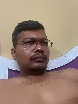 kunwarahuji online show from September 15, 2025, 4:02 am