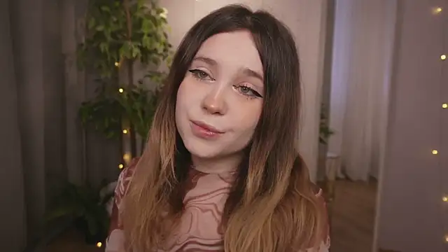 Lina Glow online show from March 20, 2026, 6:58 am