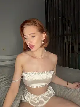 Snapshot of LittleFox___ chatting on May 23, 2026, 6:12 am LittleFox online show from May 23, 2026, 6:12 am