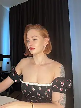 Snapshot of LittleFox___ chatting on May 29, 2026, 6:52 am LittleFox online show from May 29, 2026, 6:52 am