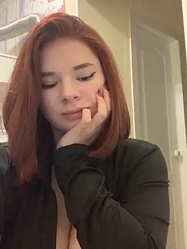 Snapshot of rose_ros chatting on October 28, 2025, 6:18 pm rose ros online show from October 28, 2025, 6:18 pm