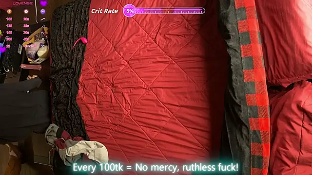 d3luluxx online show from October 12, 2025, 8:32 pm