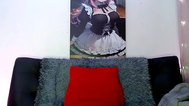 Snapshot of LAHILA_COOPERR chatting on November 17, 2025, 12:20 pm LAHILA COOPERR online show from November 17, 2025, 12:20 pm