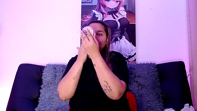 Snapshot of LAHILA_COOPERR chatting on November 22, 2025, 1:10 pm LAHILA COOPERR online show from November 22, 2025, 1:10 pm