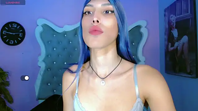 Honey Moontsts online show from March 2, 2026, 1:18 pm