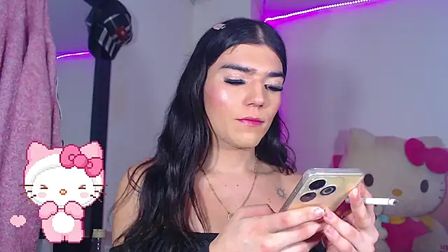 valentinat fun online show from October 19, 2025, 2:47 am