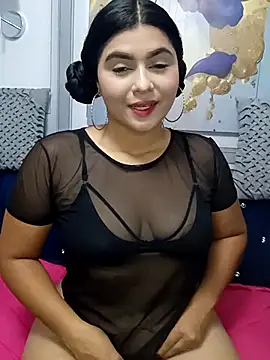 Scarleth horny online show from October 23, 2025, 9:24 pm