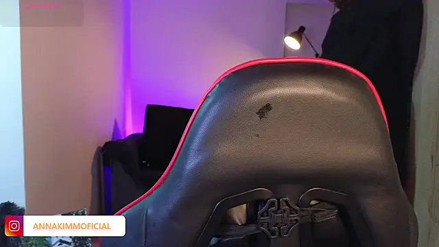 AnnaKimm online show from September 9, 2025, 11:03 pm