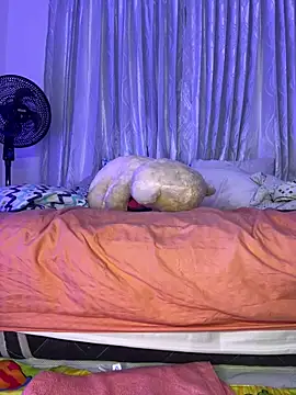 Snapshot of AmyRoss_1 chatting on September 26, 2025, 1:18 pm AmyRoss 1 online show from September 26, 2025, 1:18 pm