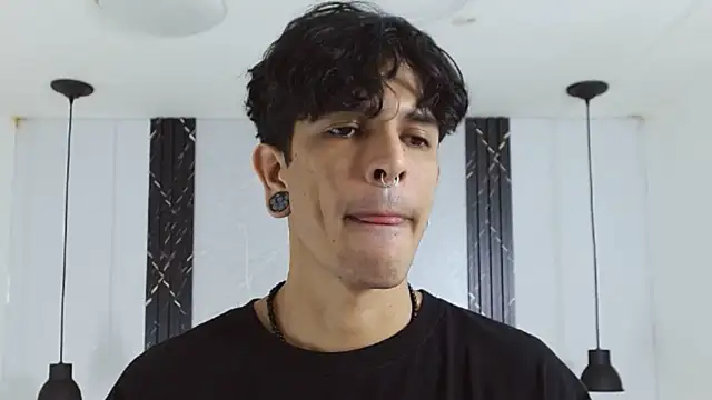 Franvill Trato online show from November 9, 2025, 5:39 pm