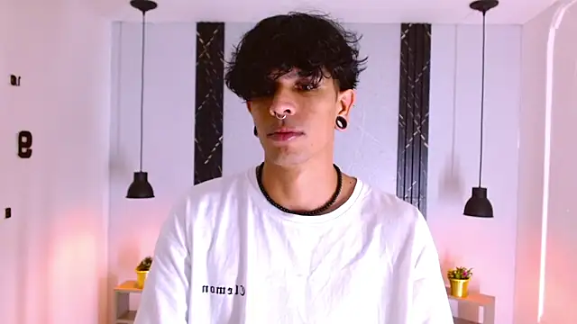 Franvill Trato online show from October 4, 2025, 8:10 pm