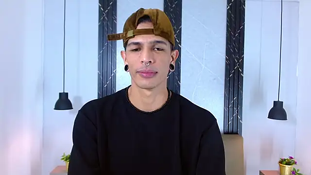 Franvill Trato online show from October 15, 2025, 7:00 pm