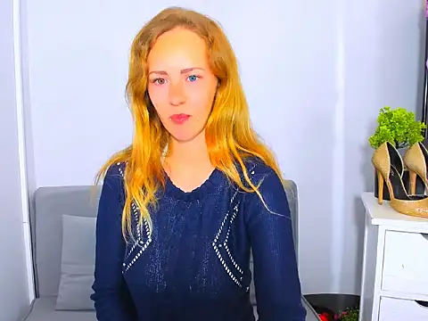 LyraHotty online show from October 24, 2025, 3:22 pm