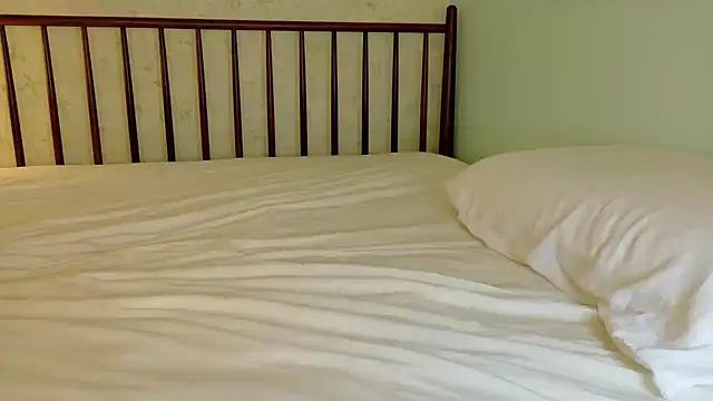 sicklitgirl online show from October 3, 2025, 4:19 pm