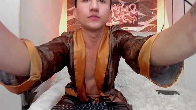 oliver mr  online show from February 24, 2026, 8:21 pm