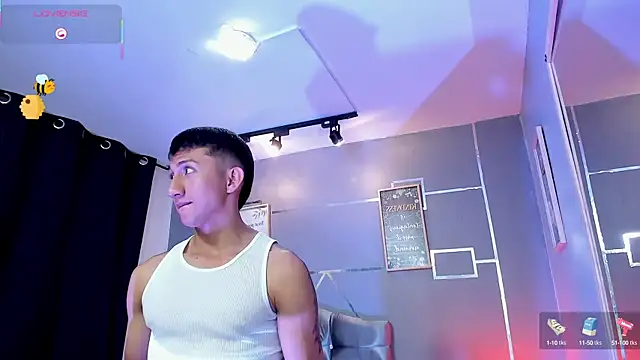 Snapshot of oliver_mr_ chatting on October 8, 2025, 7:25 pm oliver mr online show from October 8, 2025, 7:25 pm