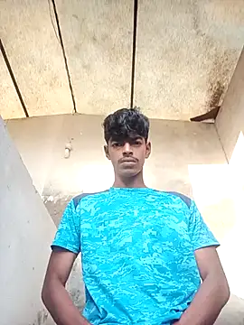 Snapshot of monster_33 chatting on October 17, 2025, 2:04 am monster 33 online show from October 17, 2025, 2:04 am