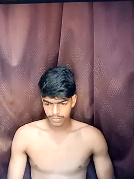 Snapshot of monster_33 chatting on October 5, 2025, 4:03 am monster 33 online show from October 5, 2025, 4:03 am