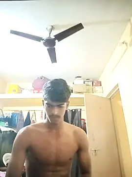 Snapshot of monster_33 chatting on October 4, 2025, 3:02 pm monster 33 online show from October 4, 2025, 3:02 pm