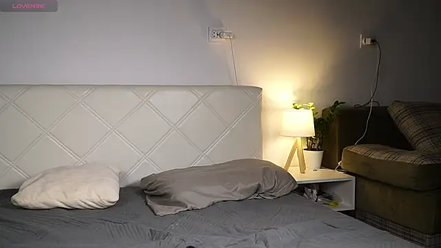 KaeliaScorch online show from February 27, 2026, 12:05 pm