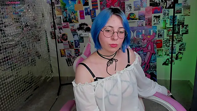 Penny Stanley online show from November 12, 2025, 2:04 am