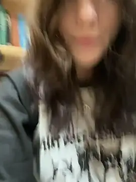 Mimiumuy online show from November 6, 2025, 2:43 pm