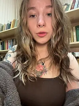 Mimiumuy online show from April 4, 2026, 6:36 pm