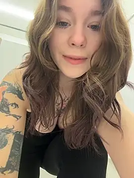 Mimiumuy online show from November 29, 2025, 1:22 pm