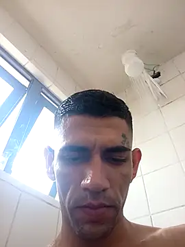 xirie98 online show from November 22, 2025, 8:40 pm